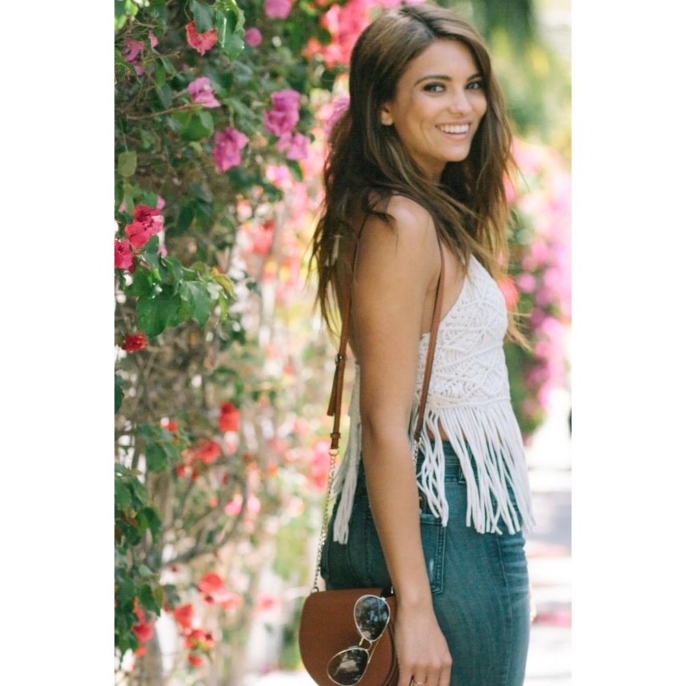 POL Beige Macrame Halter Top with Shredded Fringe - Picture 4 of 5
